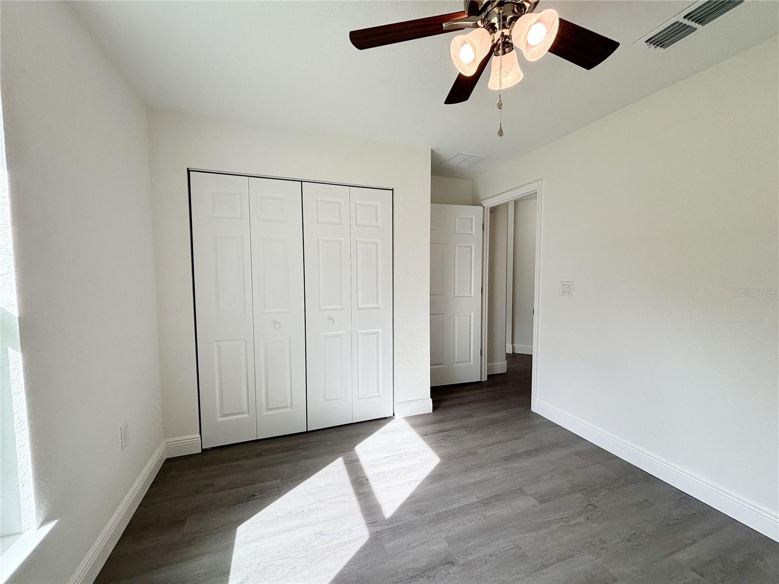 RAINBOW LAKES ESTATE - Residential