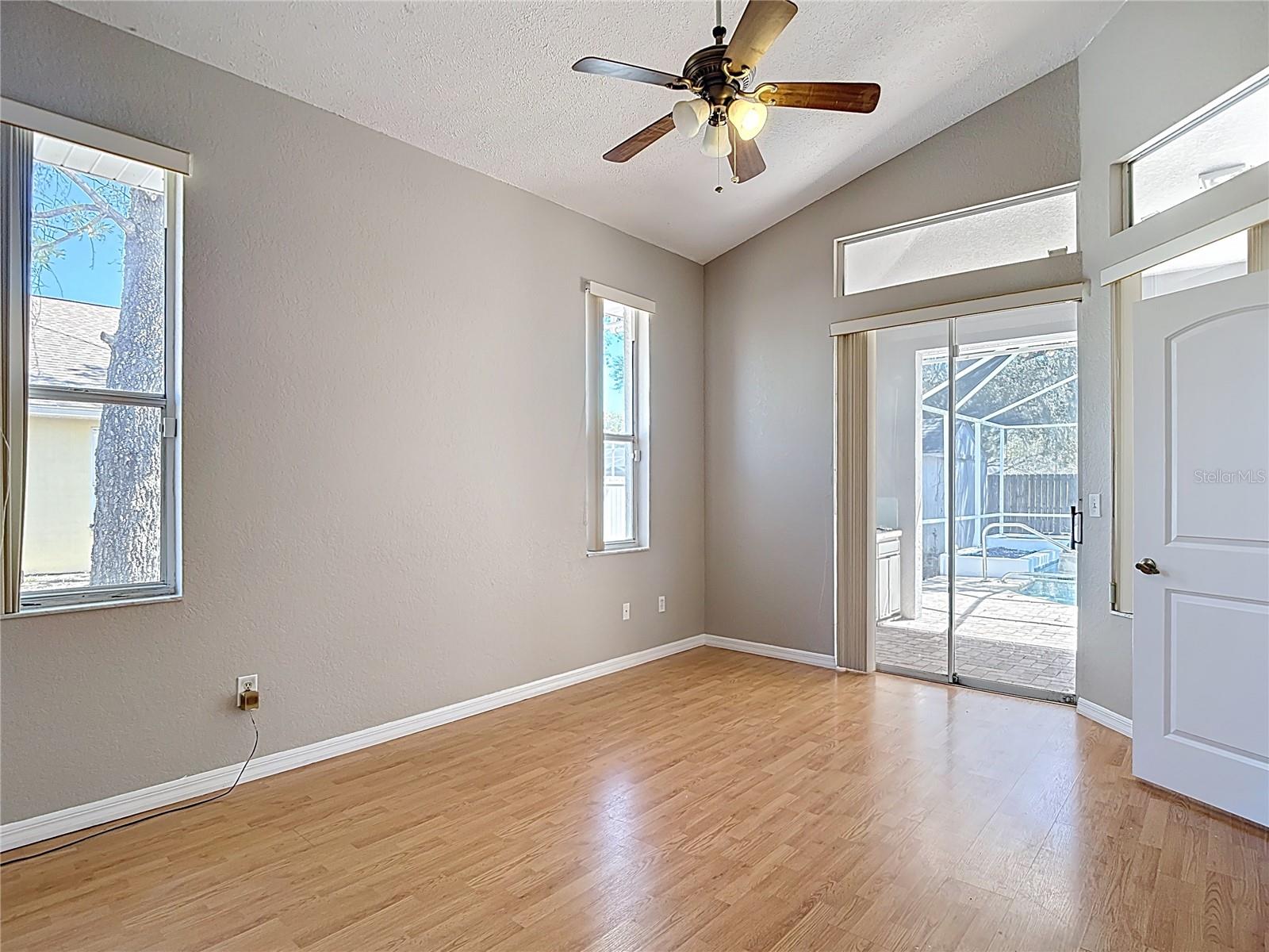 SPRING HILL - Residential