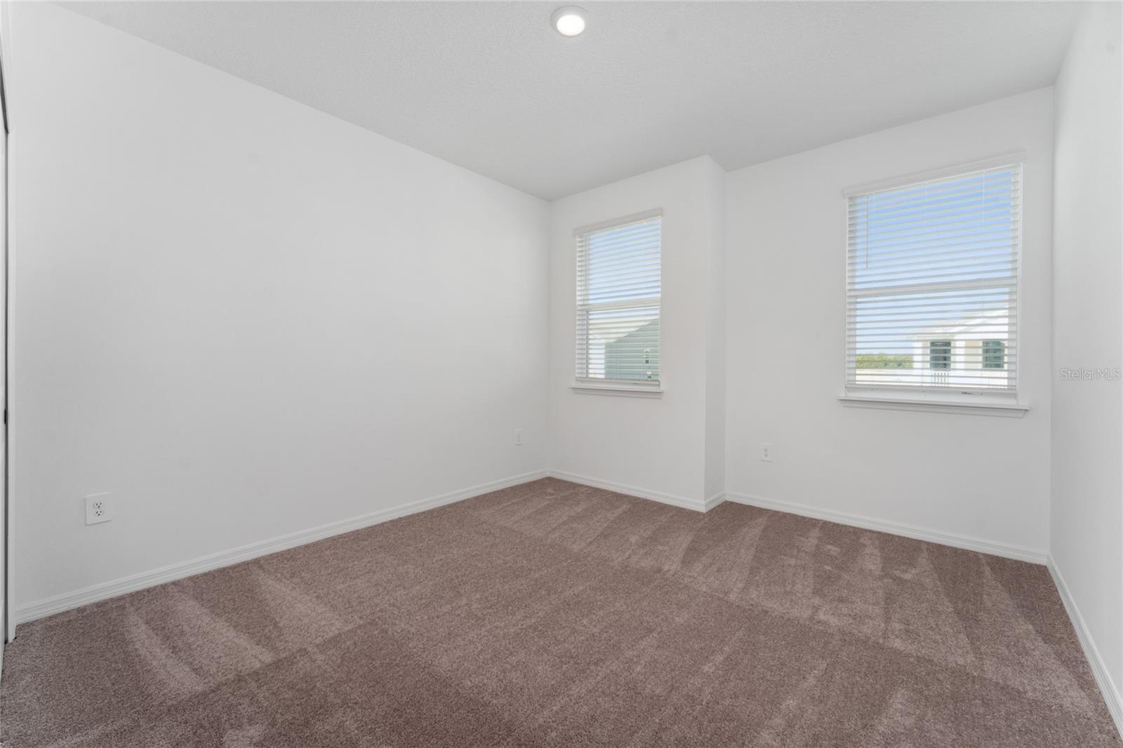 HARVEST/OVATION - Residential Lease