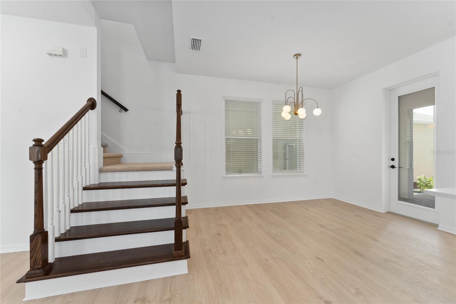 HARVEST/OVATION - Residential Lease