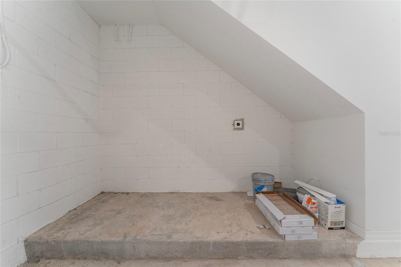 HARVEST/OVATION - Residential Lease