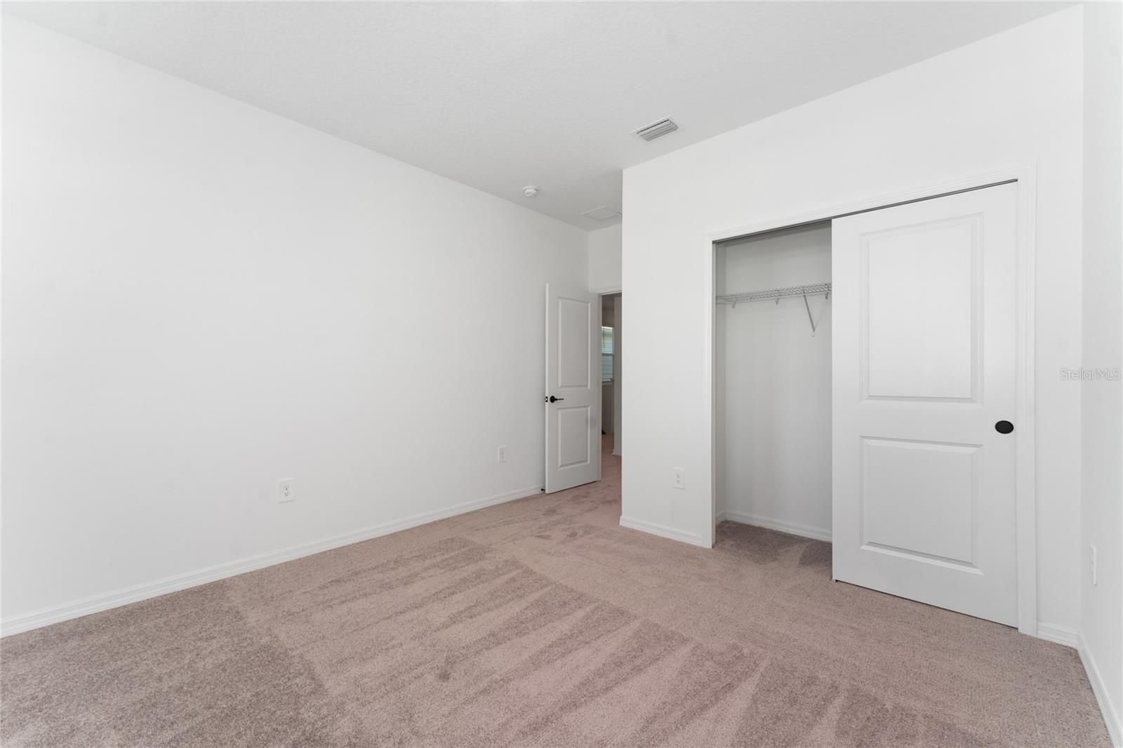 HARVEST/OVATION - Residential Lease