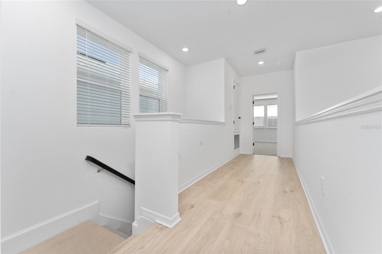 HARVEST/OVATION - Residential Lease