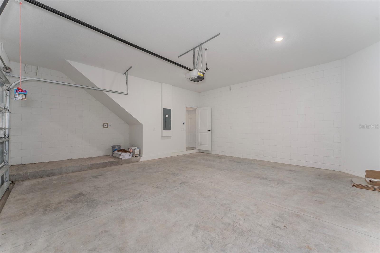 HARVEST/OVATION - Residential Lease