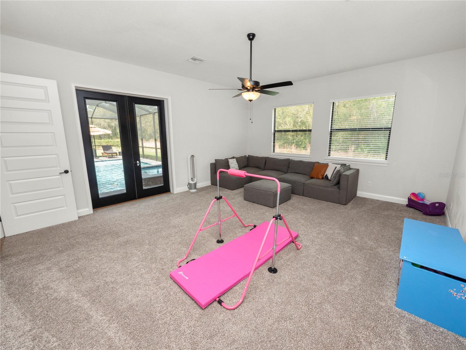 ESTATES AT CYPRESS TRACE - Residential