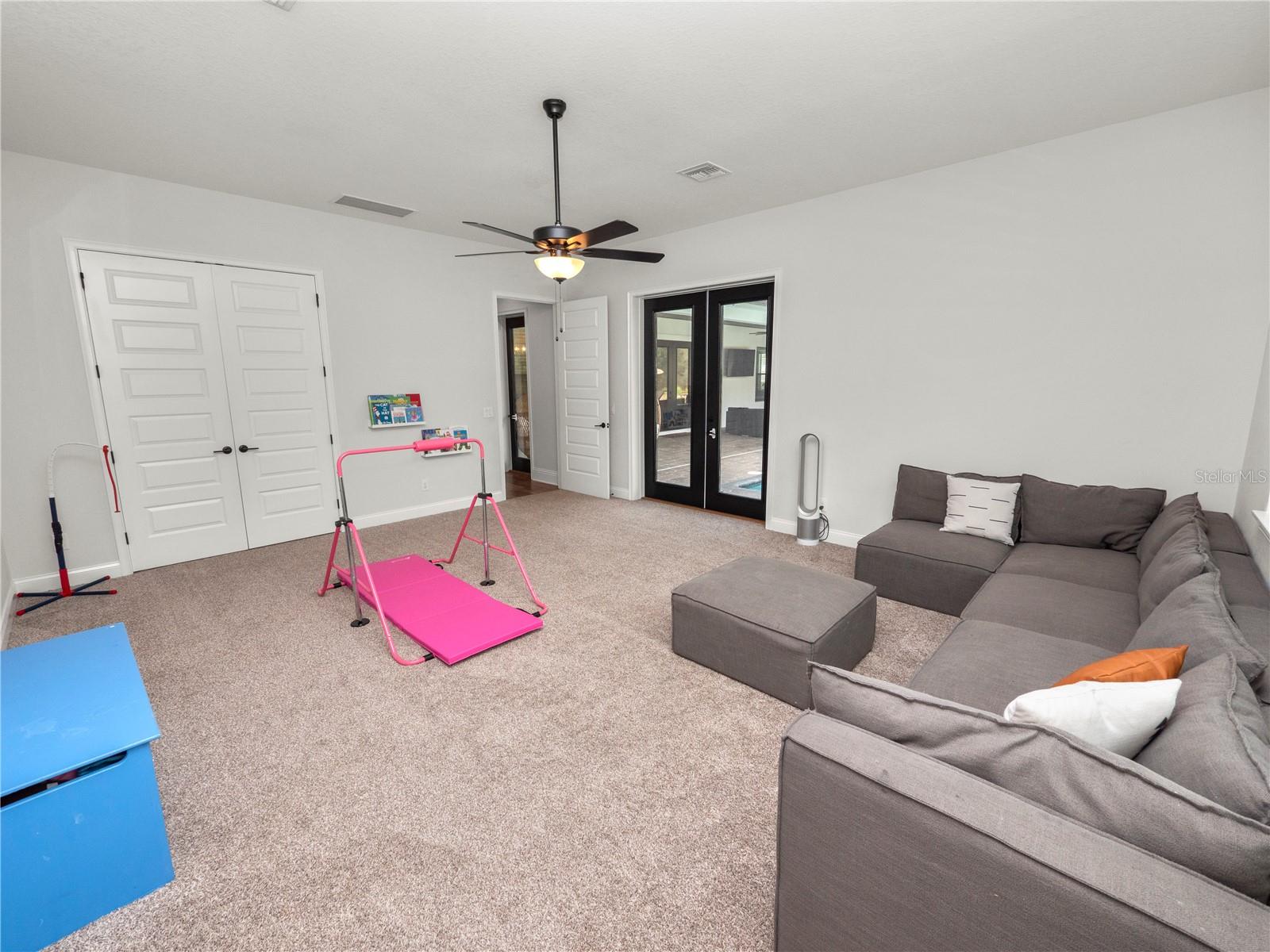 ESTATES AT CYPRESS TRACE - Residential