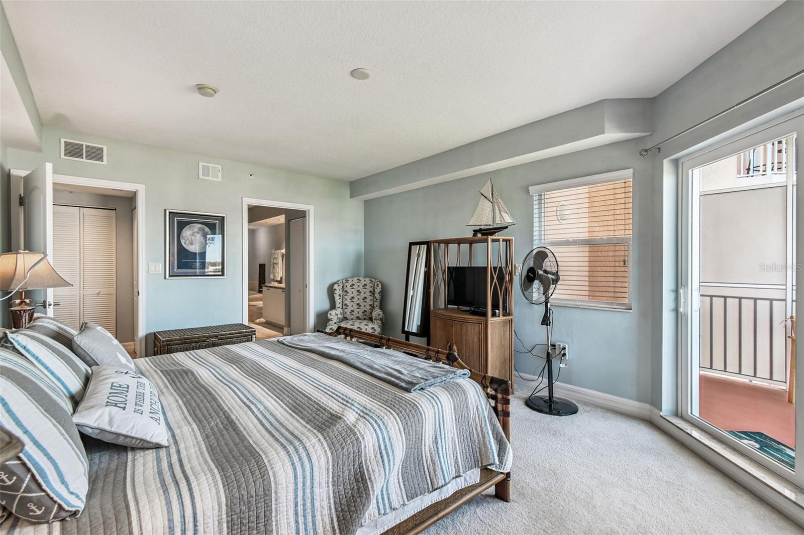 SEAVIEW PLACE/GULF LNDGS - Residential