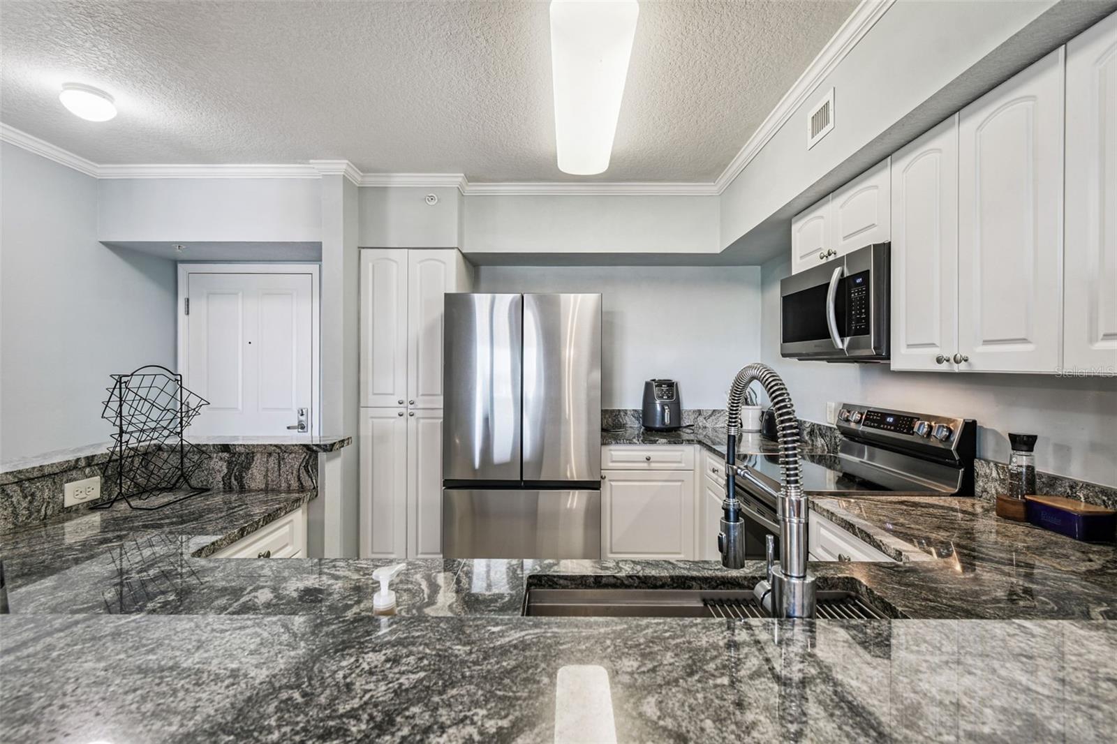 SEAVIEW PLACE/GULF LNDGS - Residential