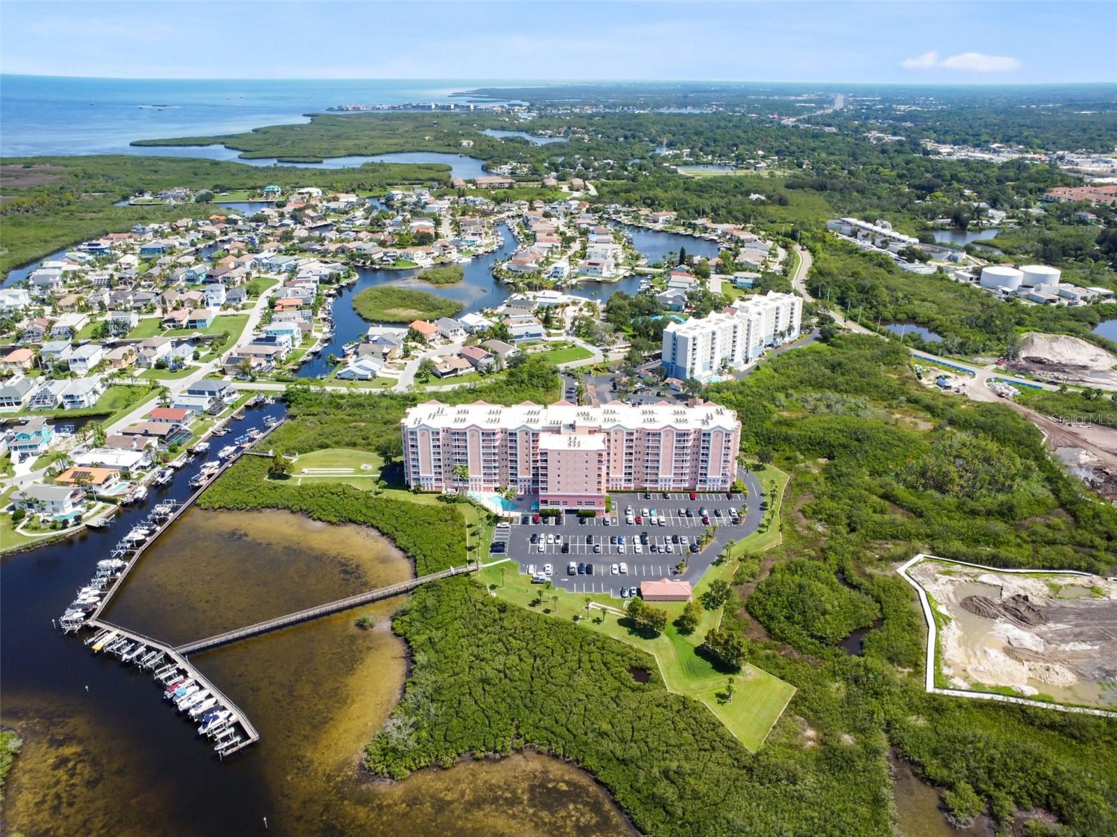 SEAVIEW PLACE/GULF LNDGS - Residential