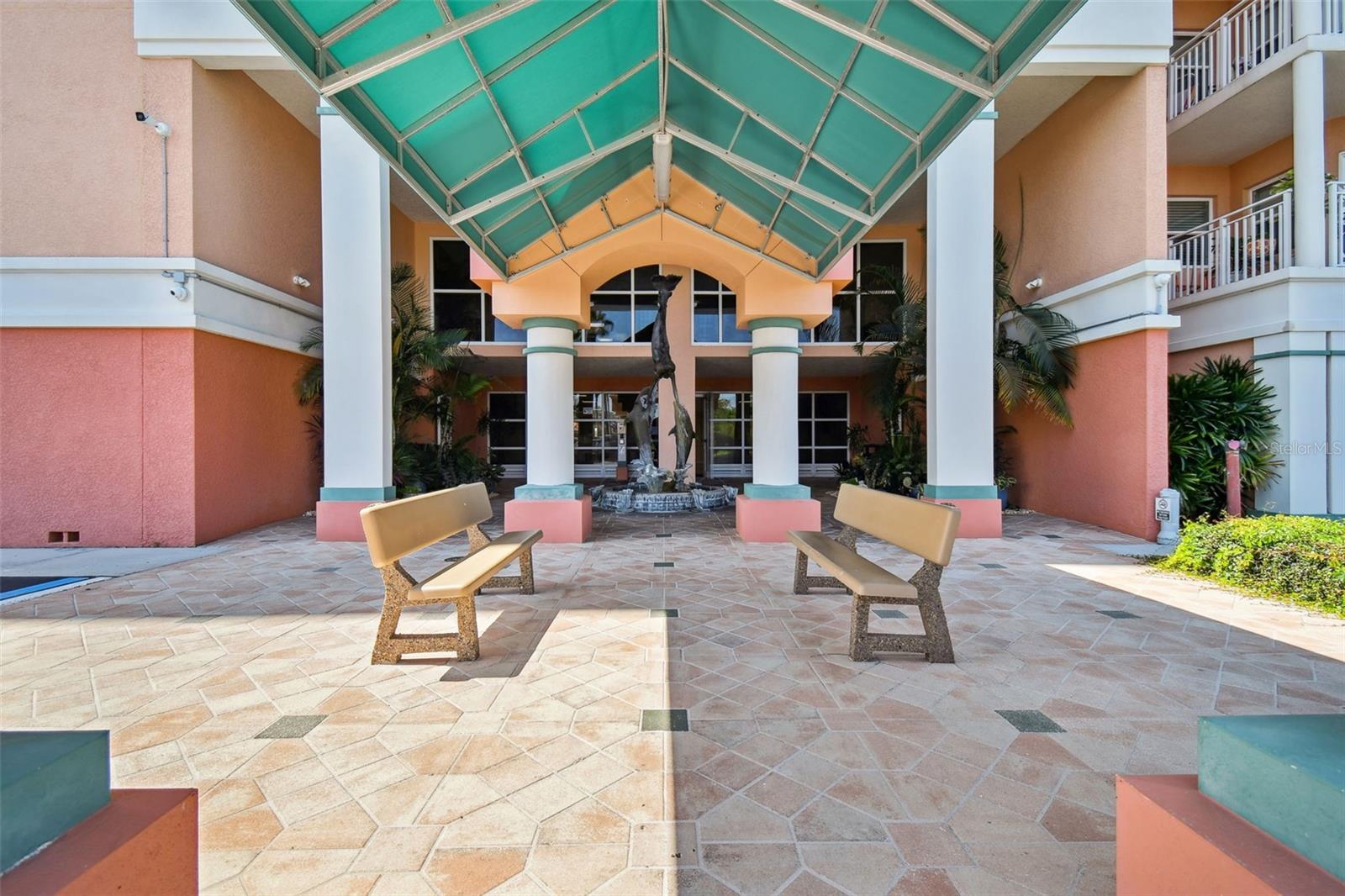 SEAVIEW PLACE/GULF LNDGS - Residential