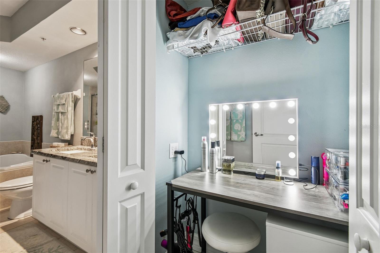 SEAVIEW PLACE/GULF LNDGS - Residential