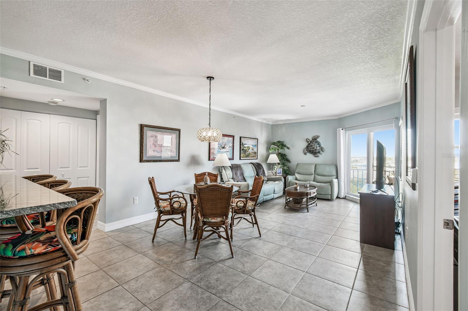 SEAVIEW PLACE/GULF LNDGS - Residential