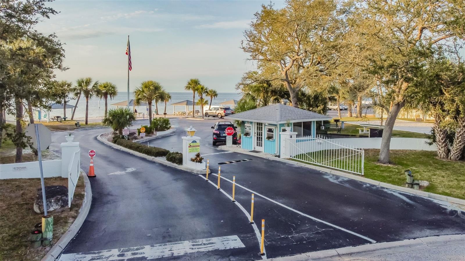 SEAVIEW PLACE/GULF LNDGS - Residential