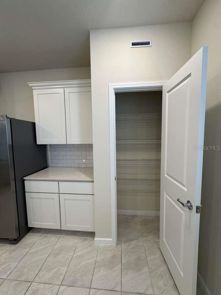 BELLE HAVEN - Residential Lease