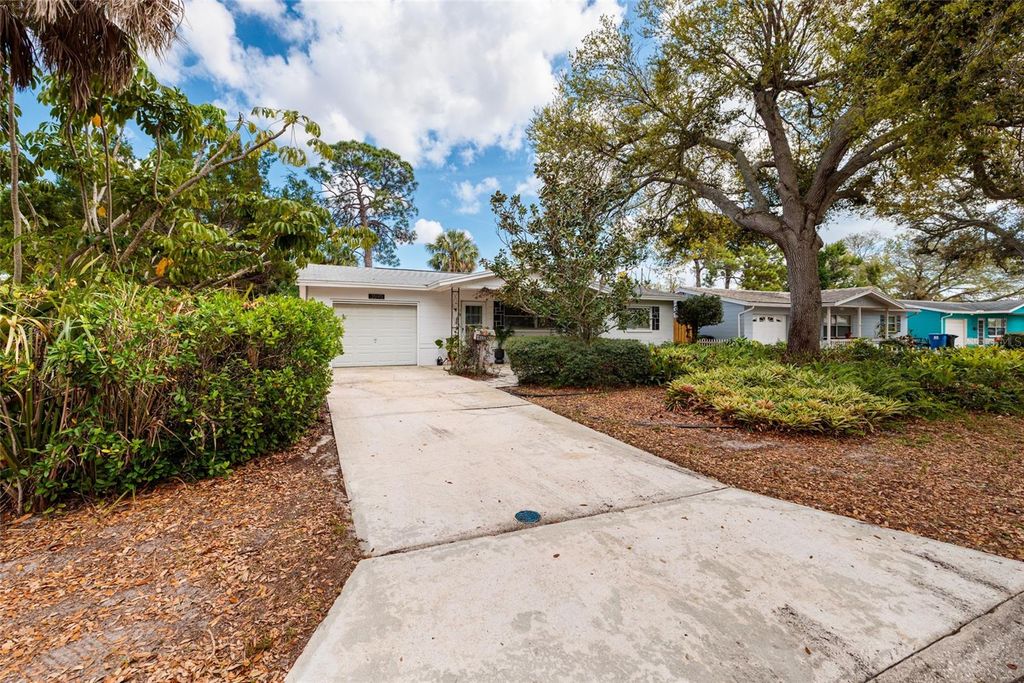 Photo of 3595 79th Street N, St Petersburg, FL 33710 (MLS # TB8484244)