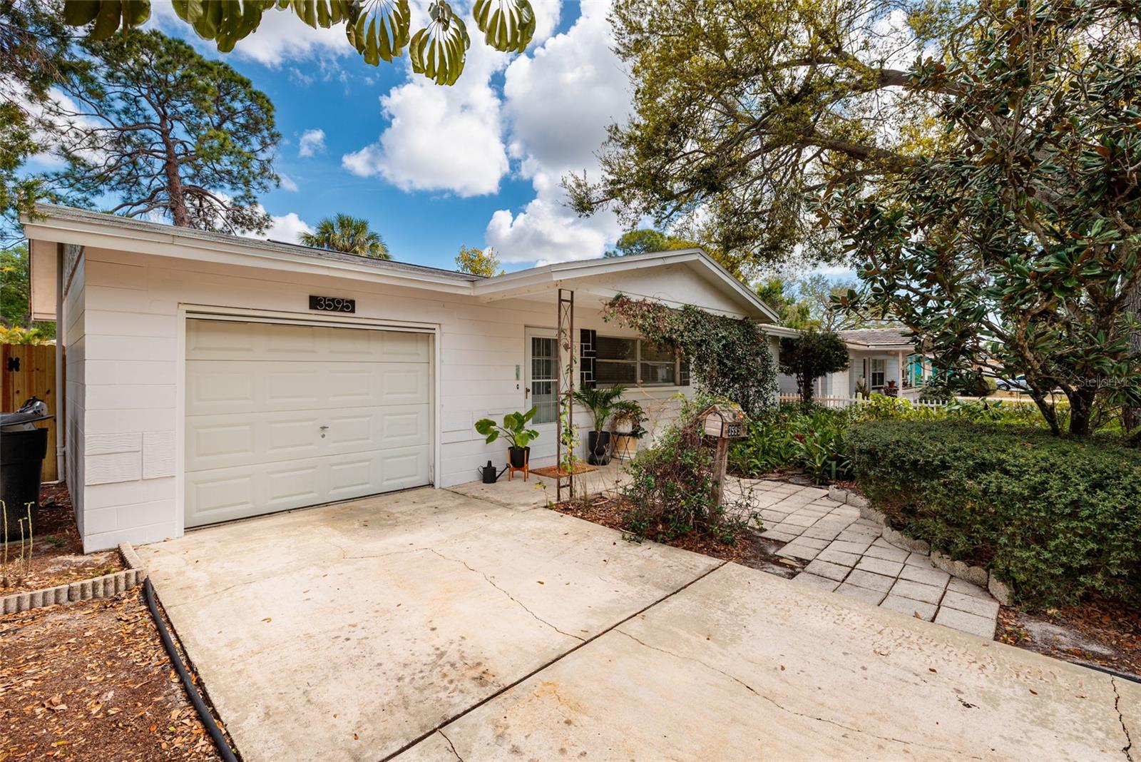 BANKS MARTHA C SUB - Residential