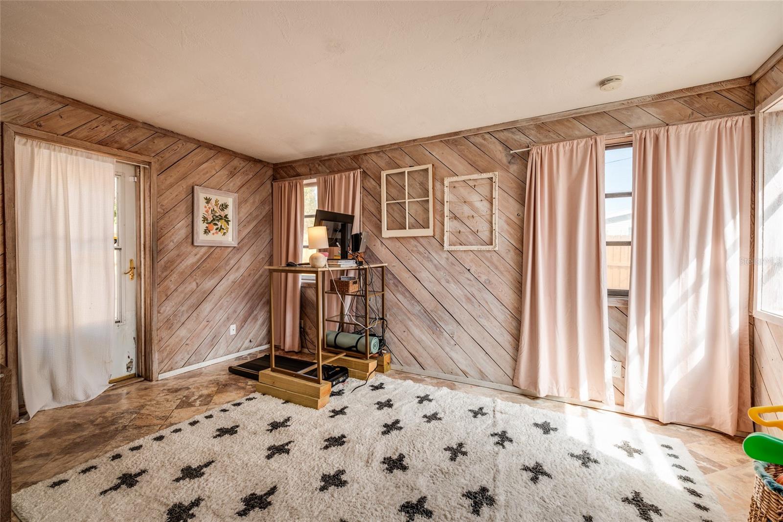 BANKS MARTHA C SUB - Residential