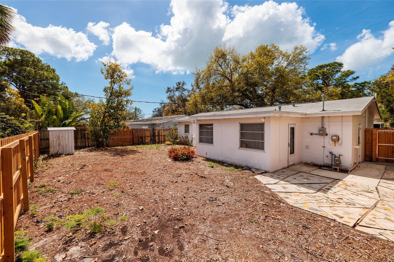 BANKS MARTHA C SUB - Residential