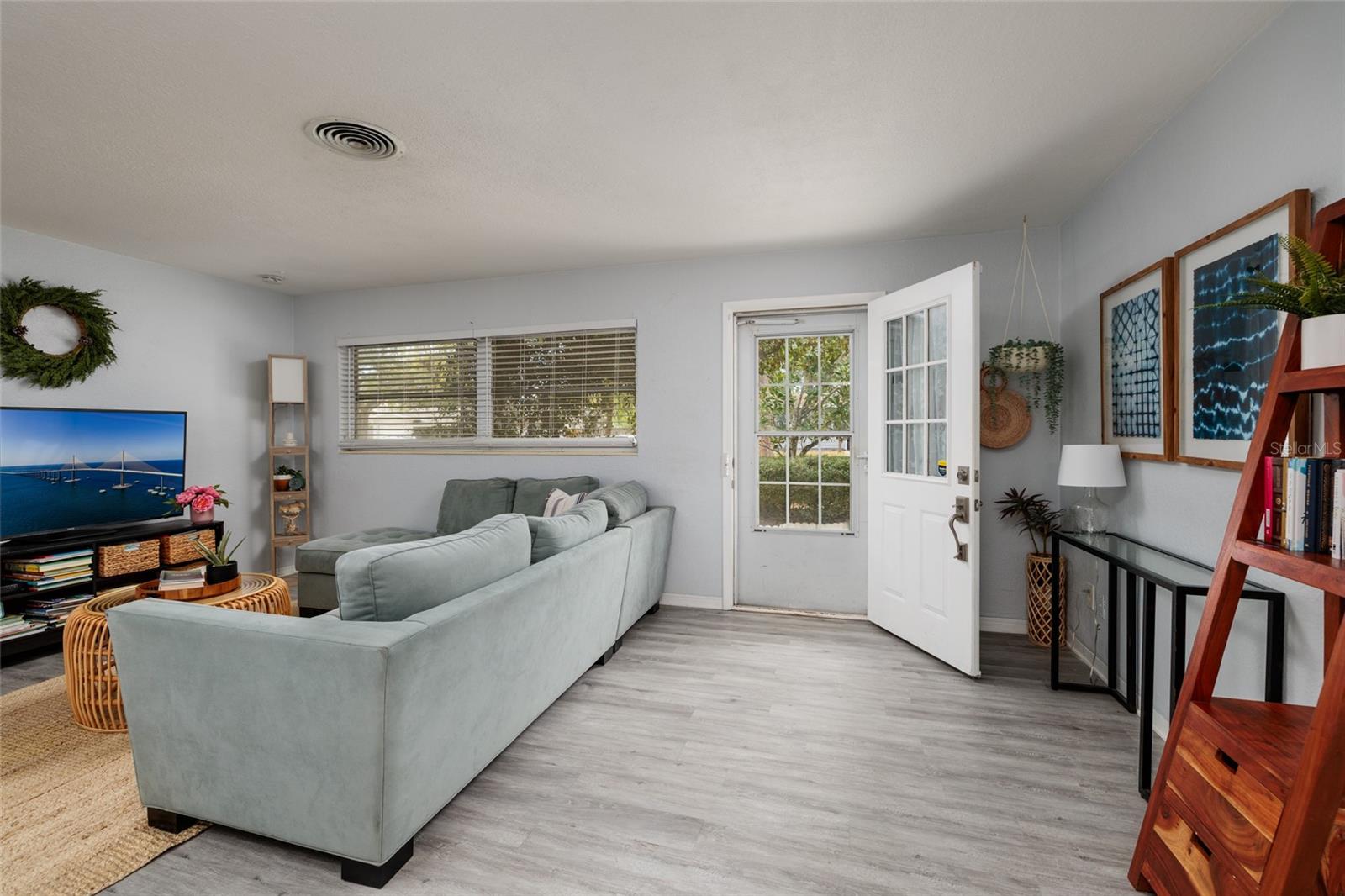 BANKS MARTHA C SUB - Residential