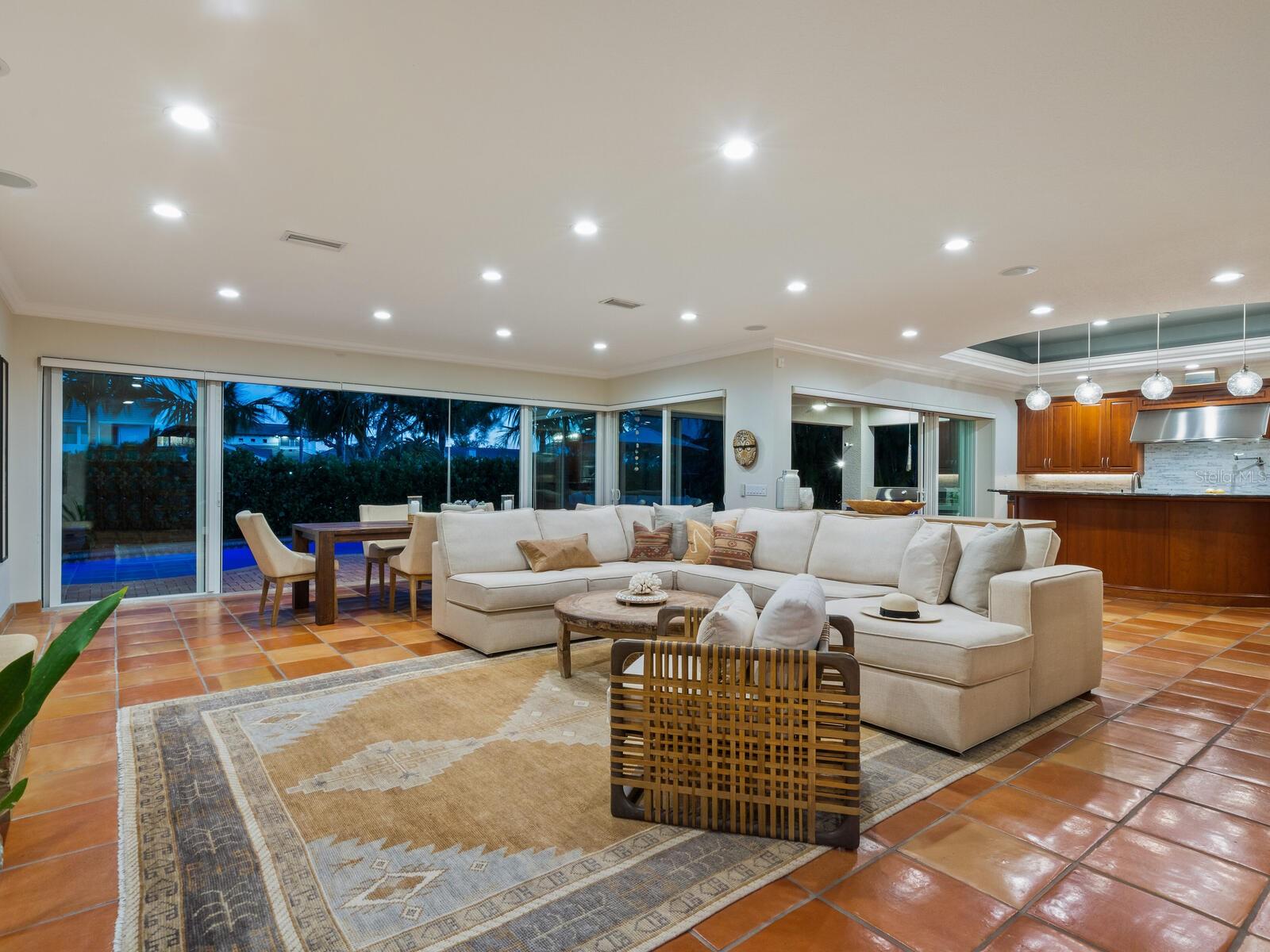 AQUALANE ESTATES 1ST - Residential