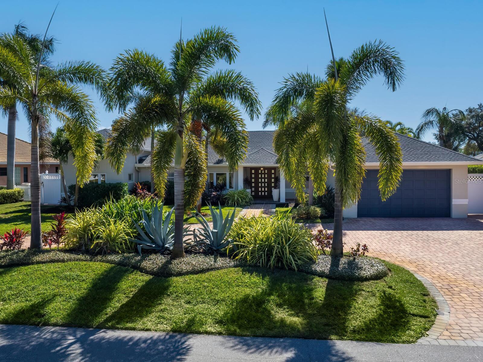 AQUALANE ESTATES 1ST - Residential