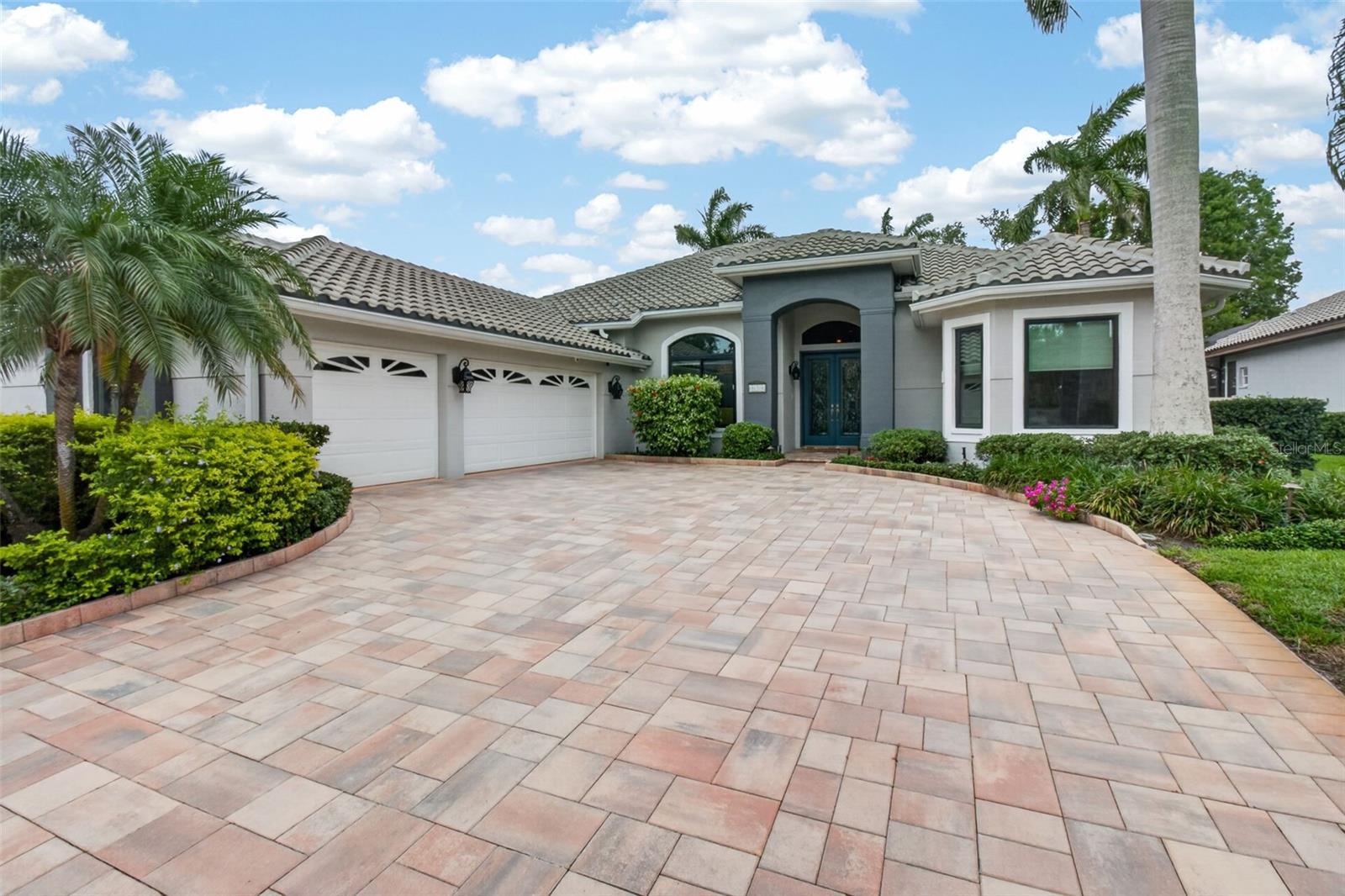 820 SAND PINE DRIVE NE