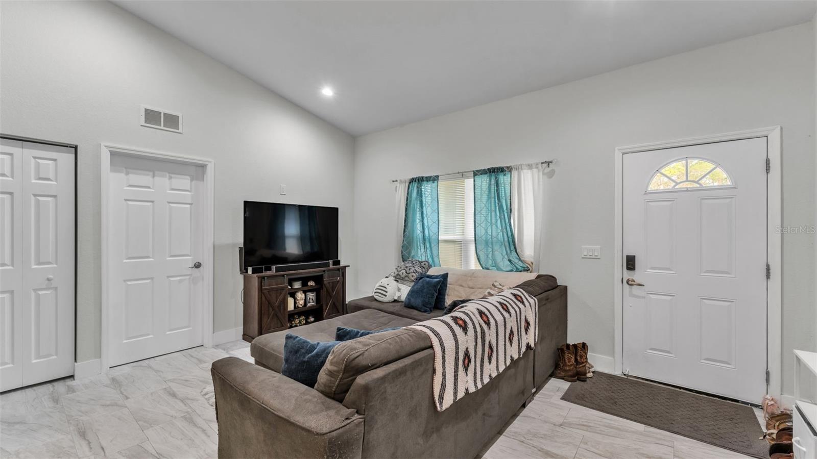 ORANGE BLOSSOM ESTATE - Residential