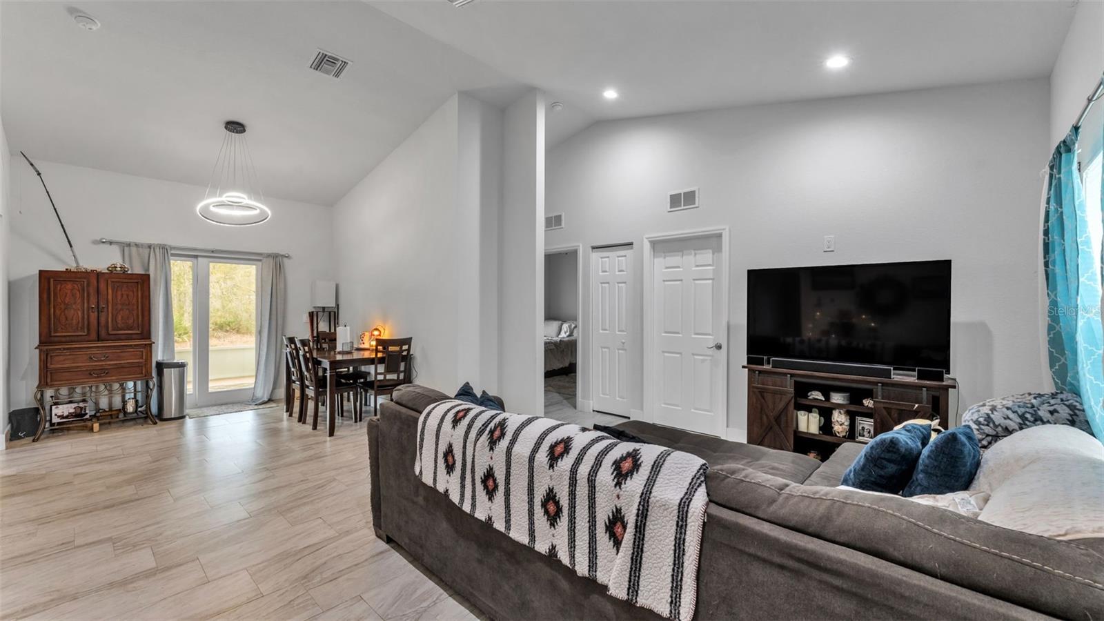 ORANGE BLOSSOM ESTATE - Residential