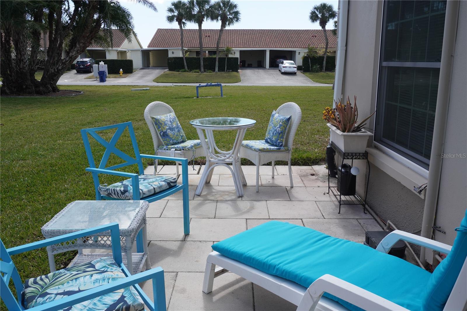 IMPERIAL POINT CONDO - Residential