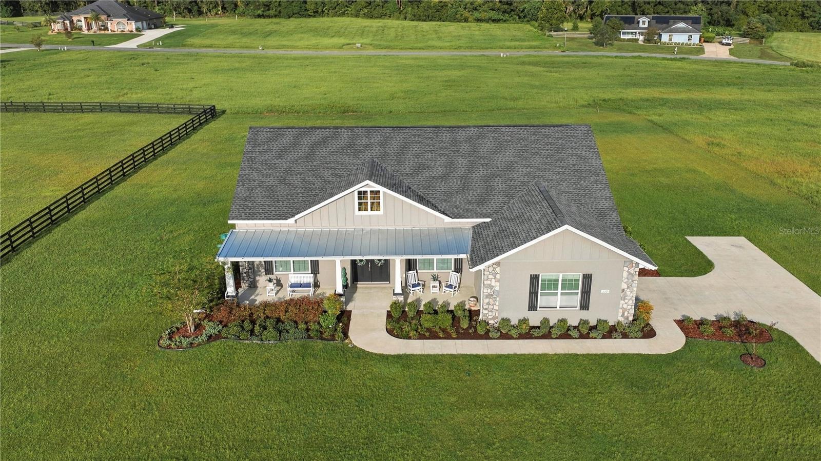 2065 NW 79TH LOOP