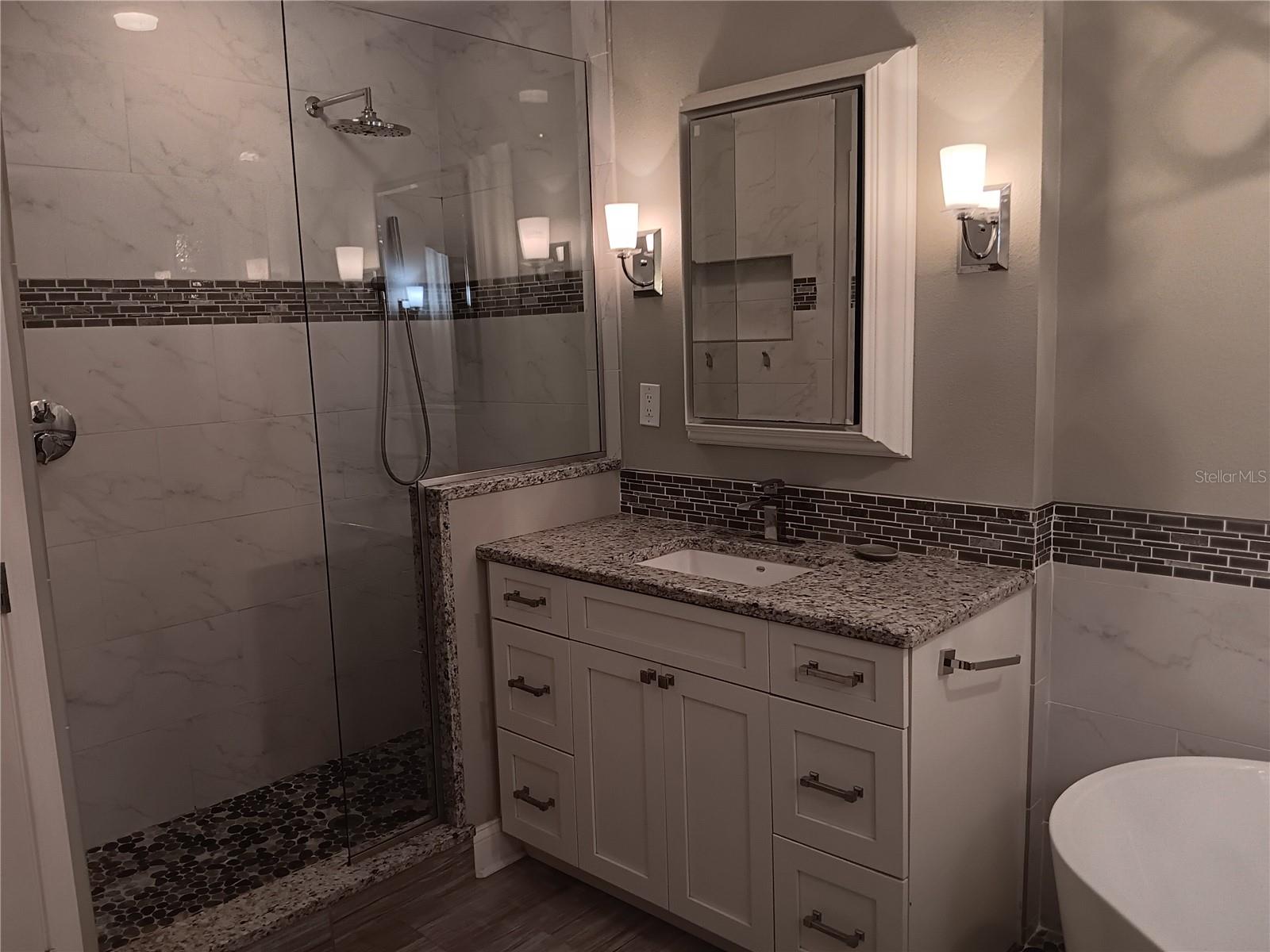 BRIGHTWATER TWNHMS - Residential Lease