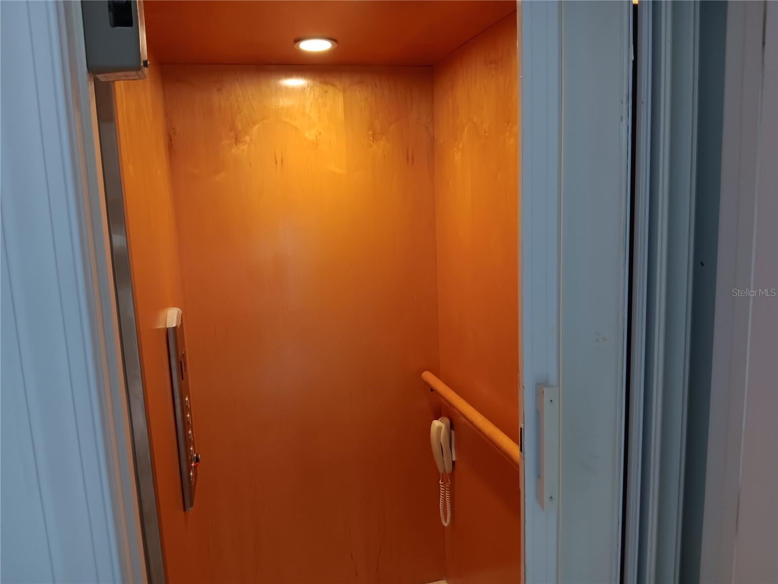 BRIGHTWATER TWNHMS - Residential Lease