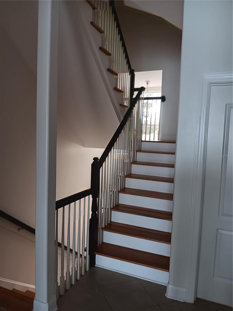 BRIGHTWATER TWNHMS - Residential Lease