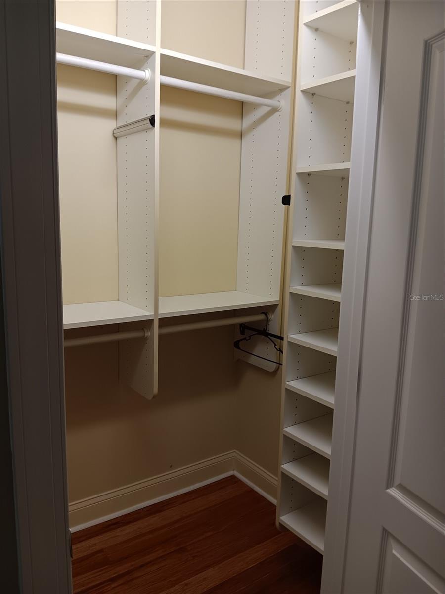 BRIGHTWATER TWNHMS - Residential Lease