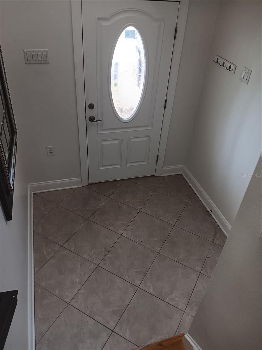 BRIGHTWATER TWNHMS - Residential Lease