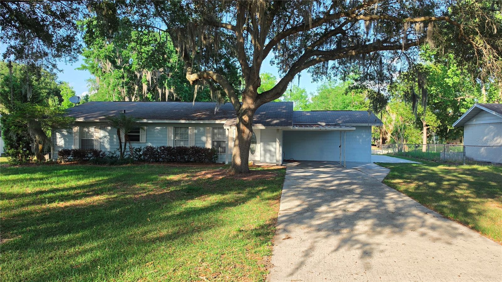 DAVIS SHORES - Residential