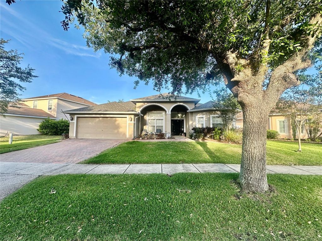 Photo of 2693 Patrician Circle, Kissimmee, FL 34746 (MLS # L4961109)