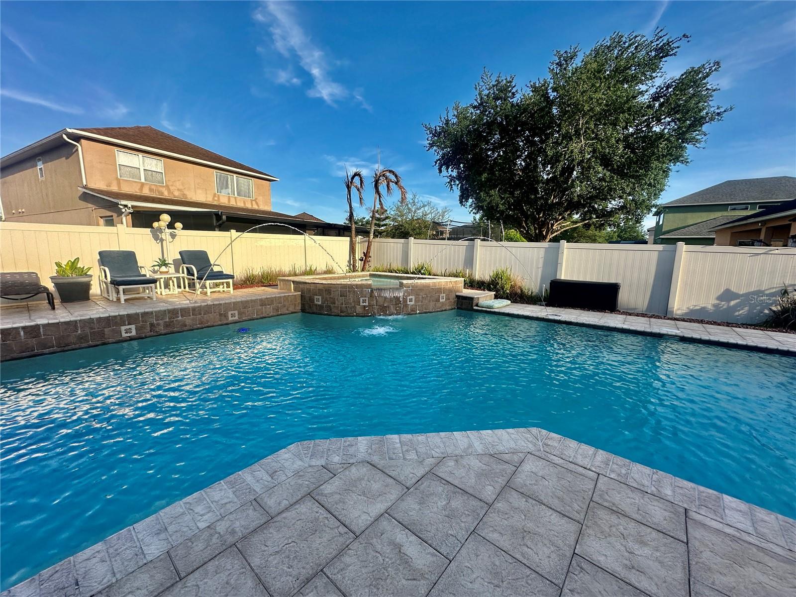 2693 PATRICIAN CIRCLE