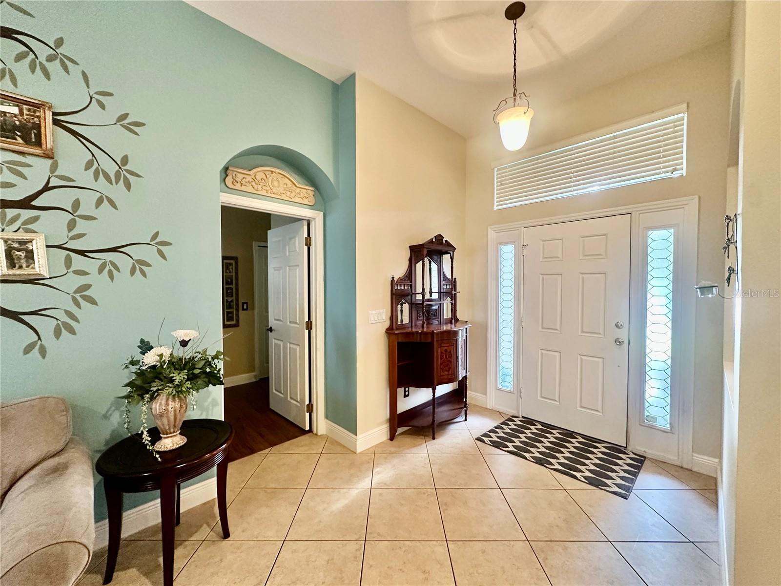 2693 PATRICIAN CIRCLE