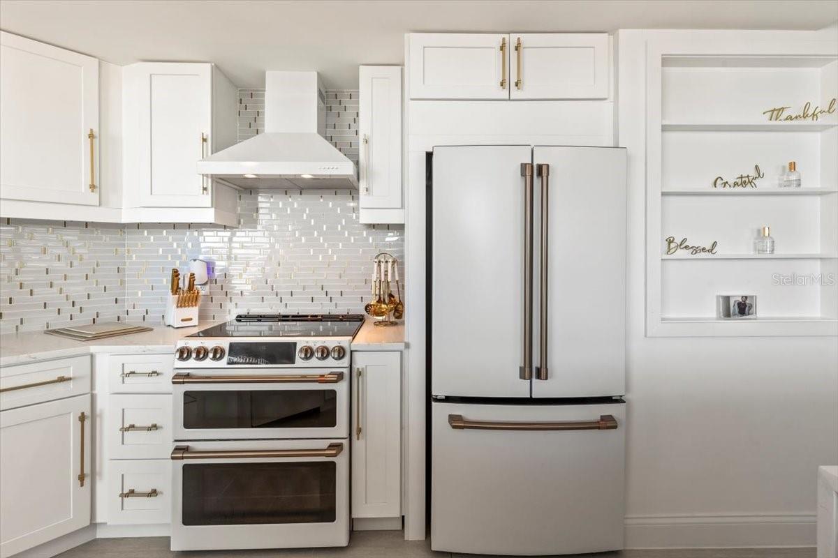 MARINA GRANDE/HALIFAX 01 - Residential