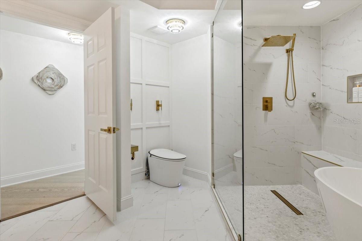 MARINA GRANDE/HALIFAX 01 - Residential