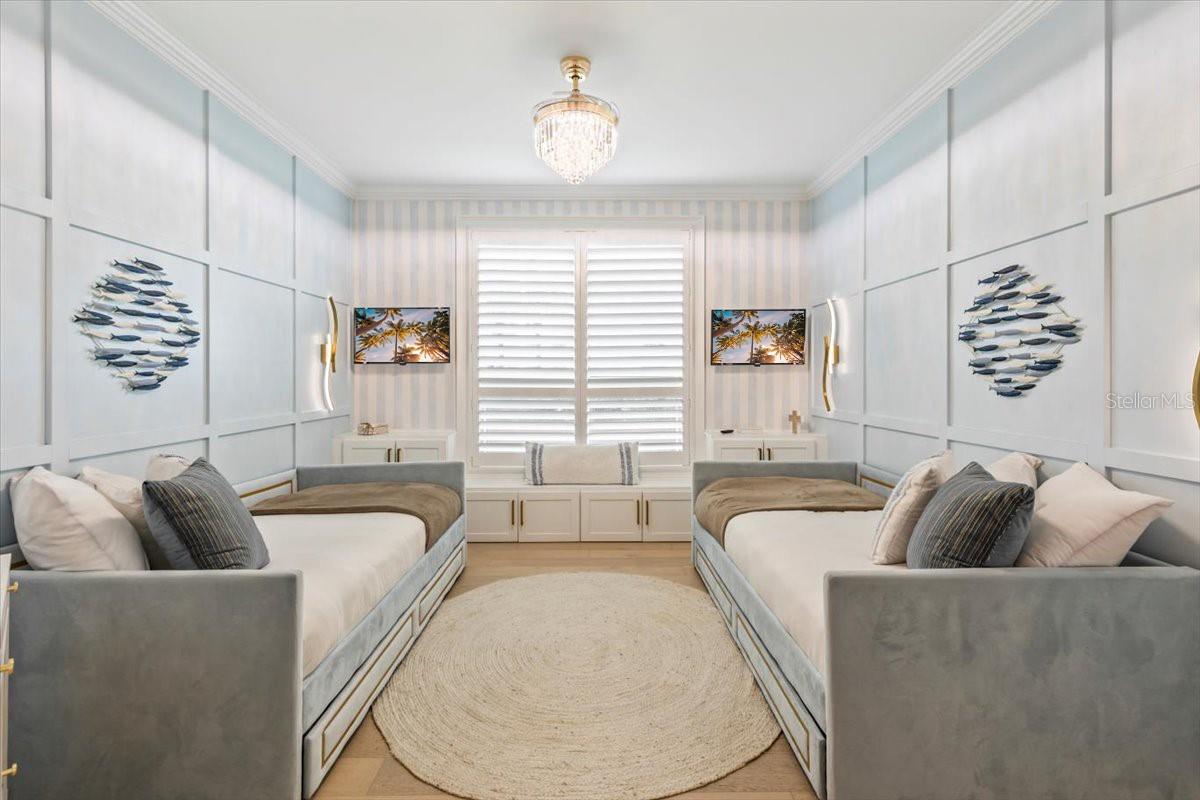 MARINA GRANDE/HALIFAX 01 - Residential