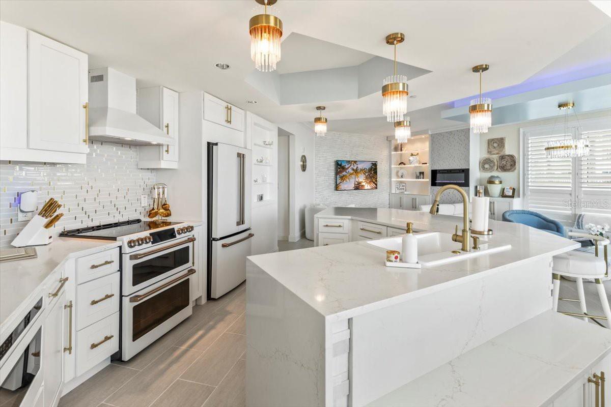 MARINA GRANDE/HALIFAX 01 - Residential