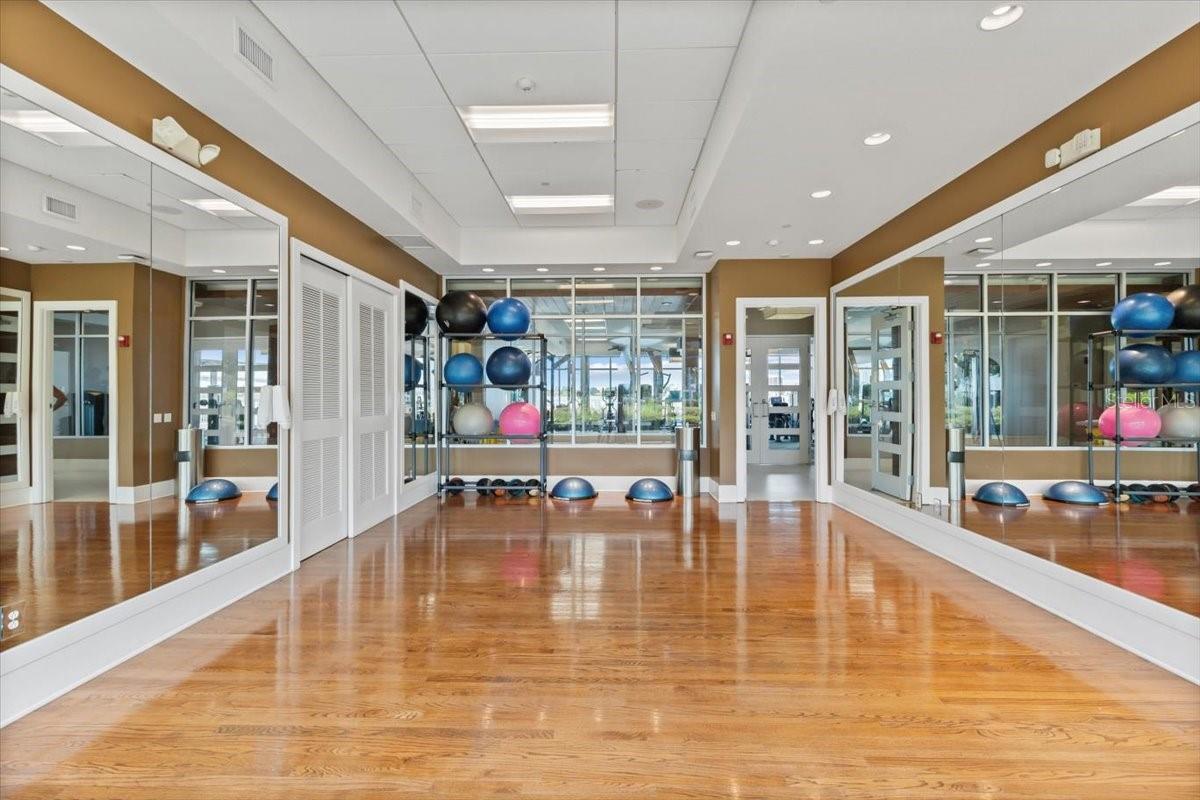 MARINA GRANDE/HALIFAX 01 - Residential