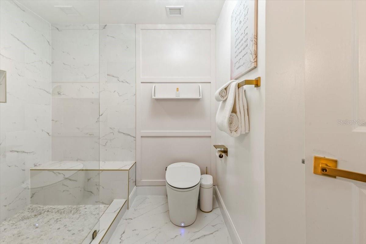 MARINA GRANDE/HALIFAX 01 - Residential