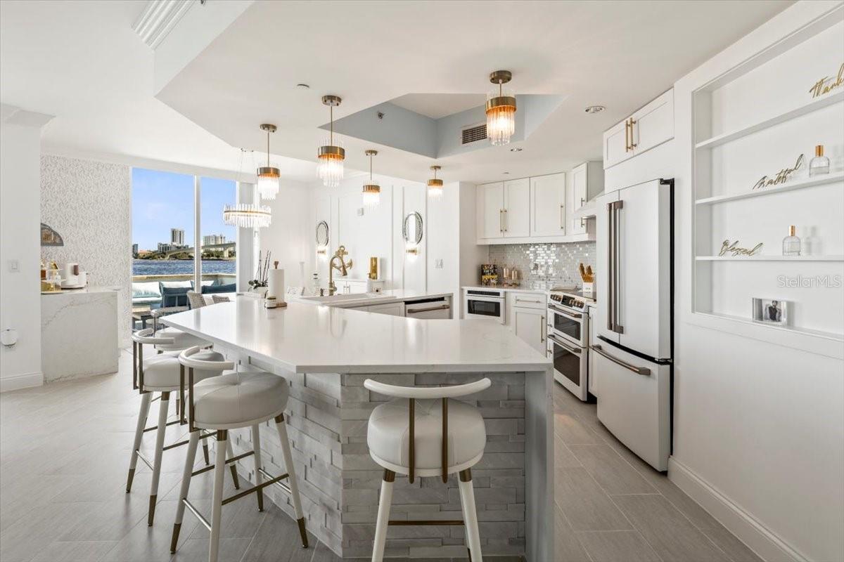 MARINA GRANDE/HALIFAX 01 - Residential