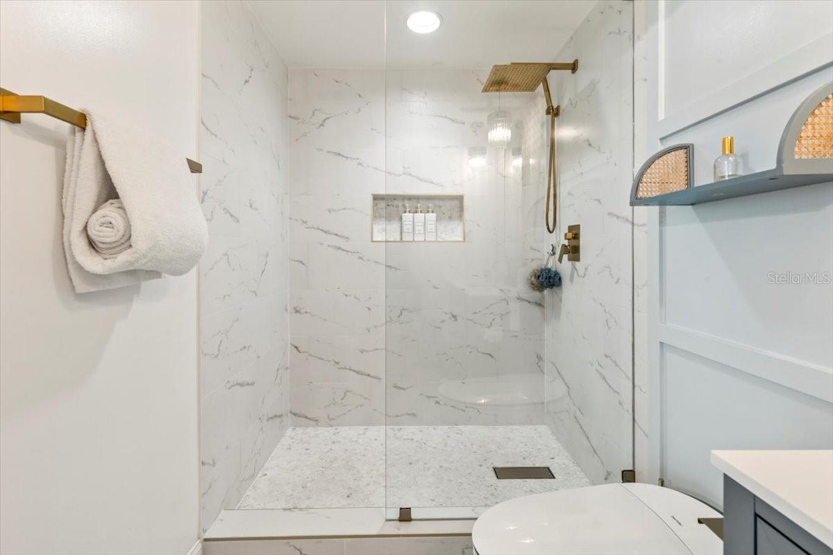 MARINA GRANDE/HALIFAX 01 - Residential