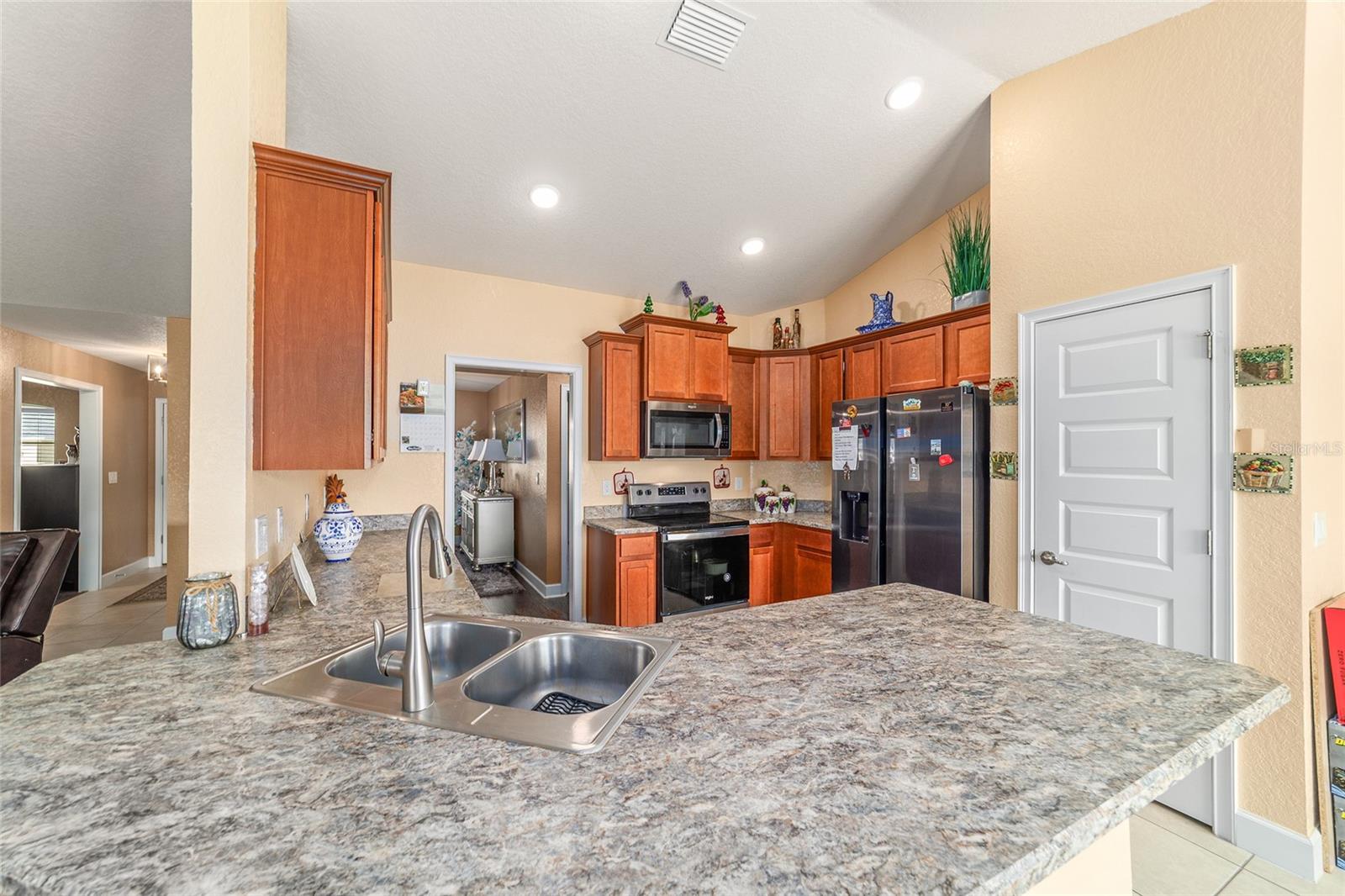 COBBLESTONE NORTH - Residential