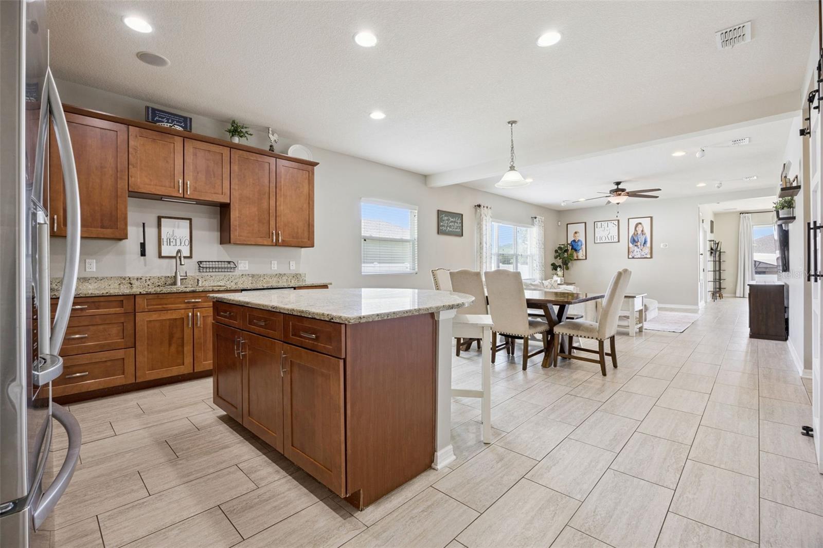 12549 HAMMOCK POINTE CIRCLE