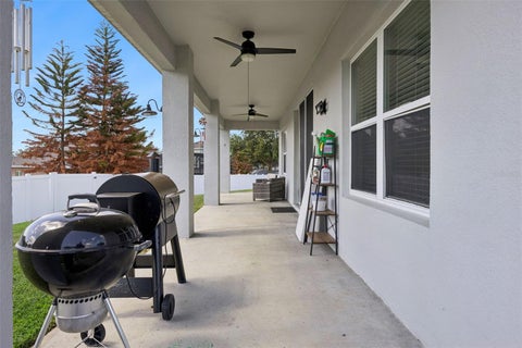 Tiny photo for 12549 Hammock Pointe Circle, Clermont, FL 34711 (MLS # G5113586)
